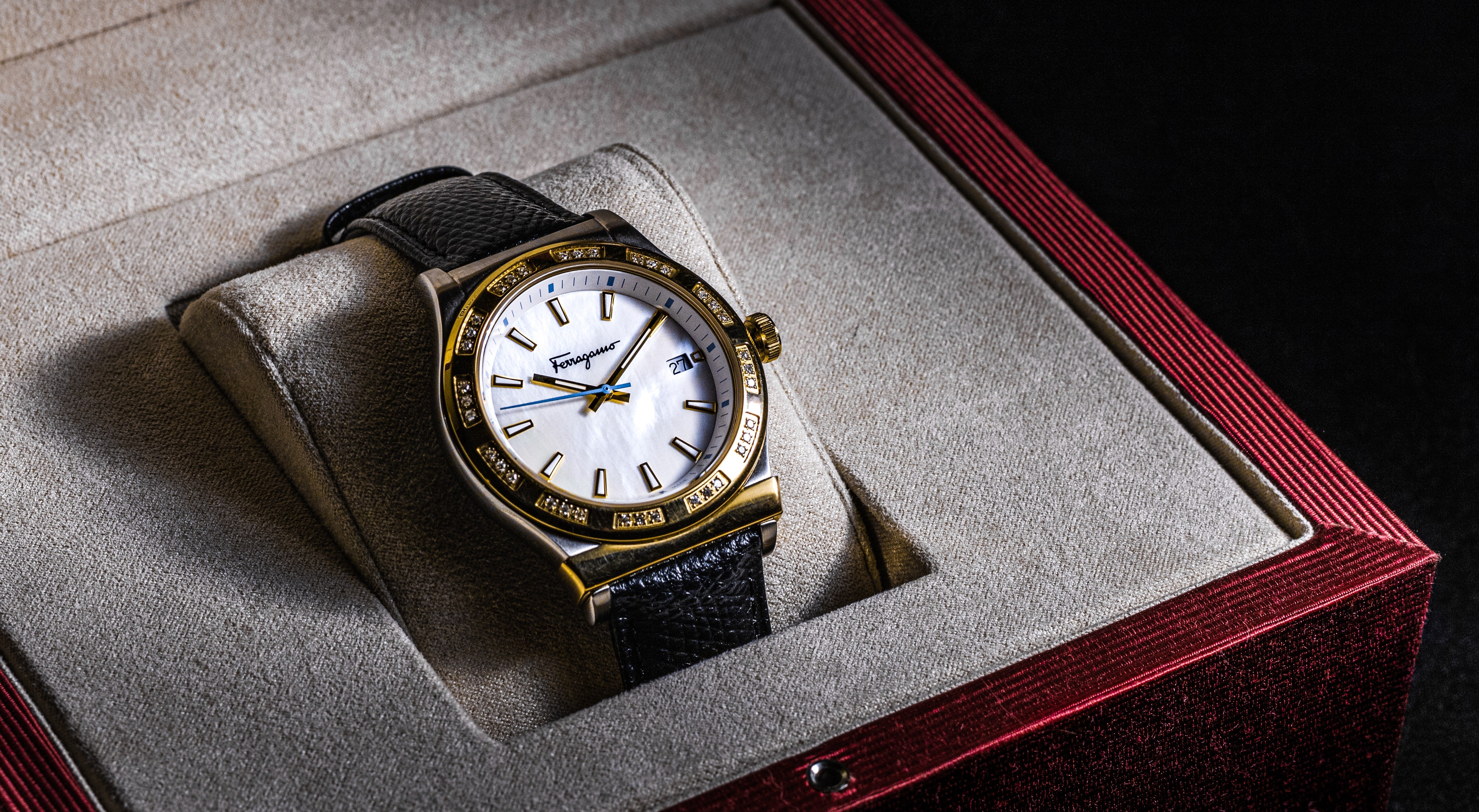 The Dos and Don'ts To Keep Your Beloved Watch In Good Condition